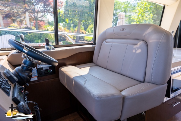 Builders Risk 42ft Regal Yacht For Sale