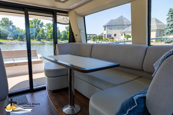 Builders Risk 42ft Regal Yacht For Sale