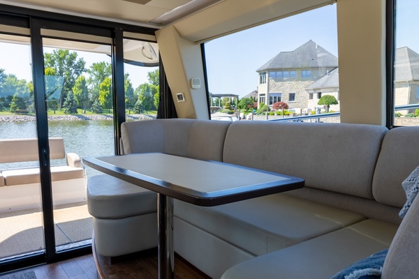Builders Risk 42ft Regal Yacht For Sale