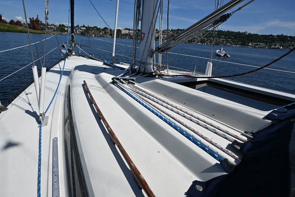 CORELLIAN 40ft C amp C Yacht For Sale
