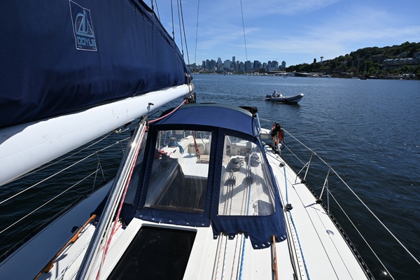 CORELLIAN 40ft C amp C Yacht For Sale