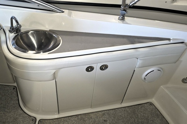 26ft Sea Ray Yacht For Sale