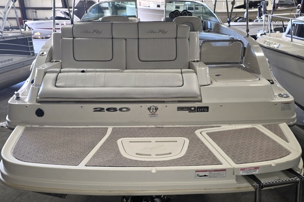 26ft Sea Ray Yacht For Sale