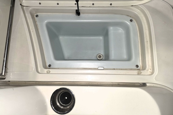 26ft Sea Ray Yacht For Sale