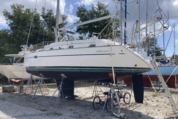 Second Wind 36ft Beneteau Yacht For Sale
