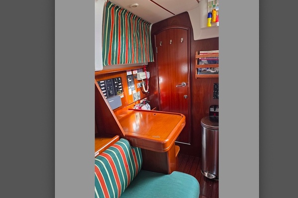 Second Wind 36ft Beneteau Yacht For Sale