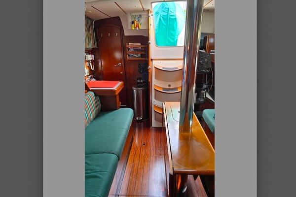 Second Wind 36ft Beneteau Yacht For Sale