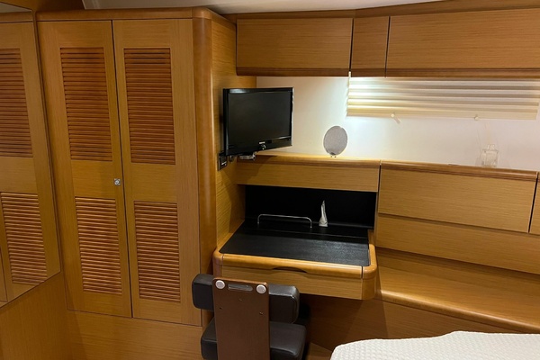 57ft Jeanneau Yacht For Sale
