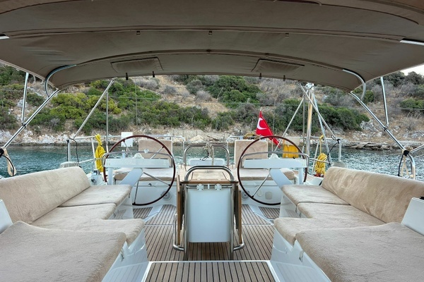 Jeanneau  Yacht For Sale