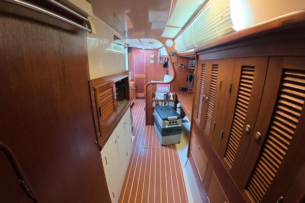 YOLA1 45ft Gulfstar Yacht For Sale