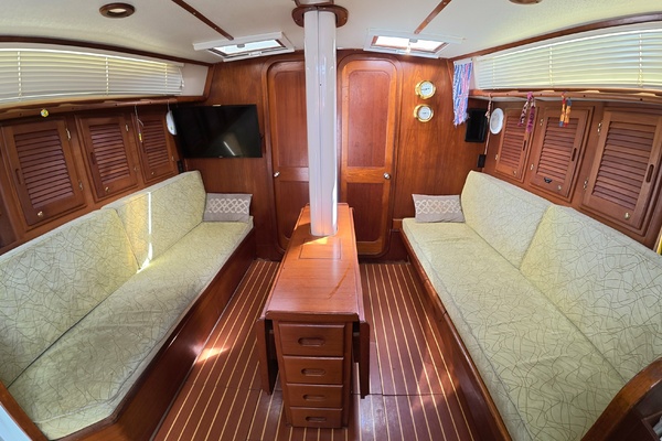 YOLA1 45ft Gulfstar Yacht For Sale