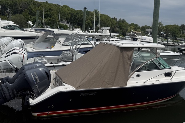 25ft Pursuit Yacht For Sale
