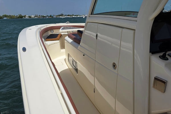 Sin Comentarios 35ft Scout Yacht For Sale