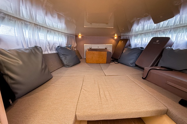 29ft Invictus Yacht For Sale