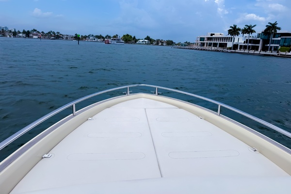 29ft Invictus Yacht For Sale