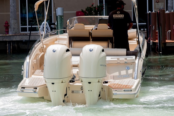 29ft Invictus Yacht For Sale