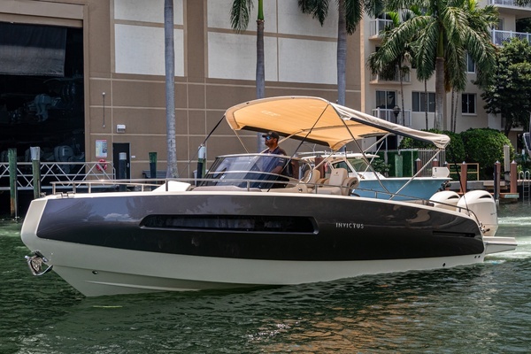 29-ft-Invictus-2023-GT280S- Fort Lauderdale Florida United States  yacht for sale