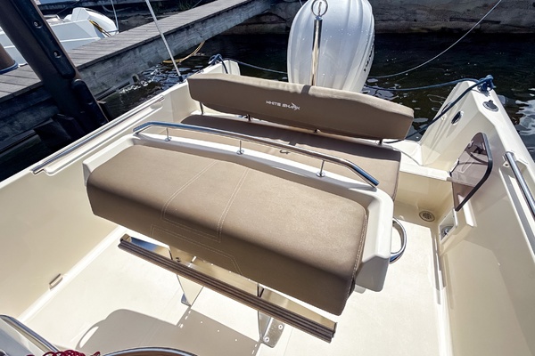 23ft White Shark Yacht For Sale