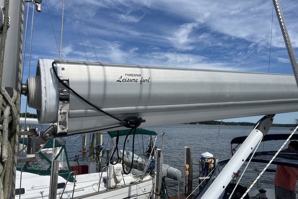 Telok Ayer 40ft Hunter Yacht For Sale