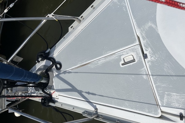 Telok Ayer 40ft Hunter Yacht For Sale