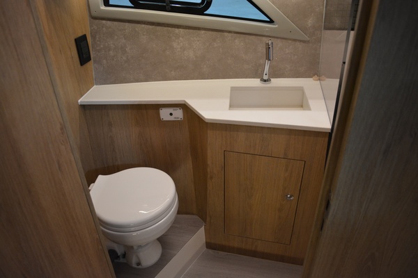 37ft NX Boats Yacht For Sale