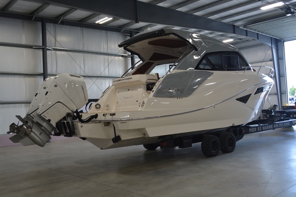 37ft NX Boats Yacht For Sale