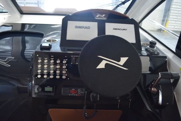 37ft NX Boats Yacht For Sale