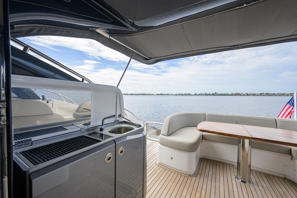 Princess 50 - Crown - Cockpit