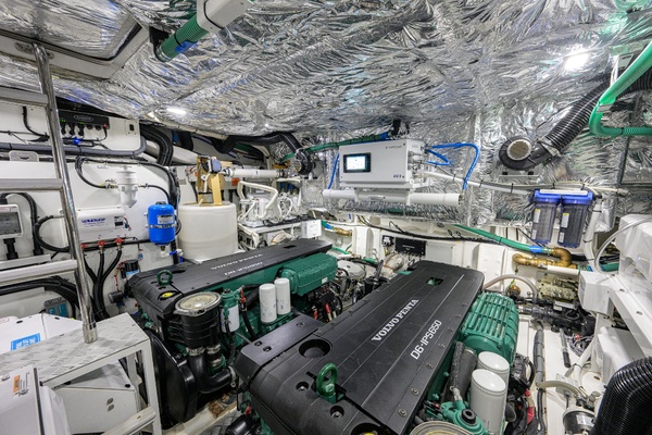 Princess 50 - Crown - Engine Room
