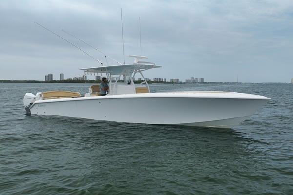 Lifestyle  41ft Bahama Yacht For Sale