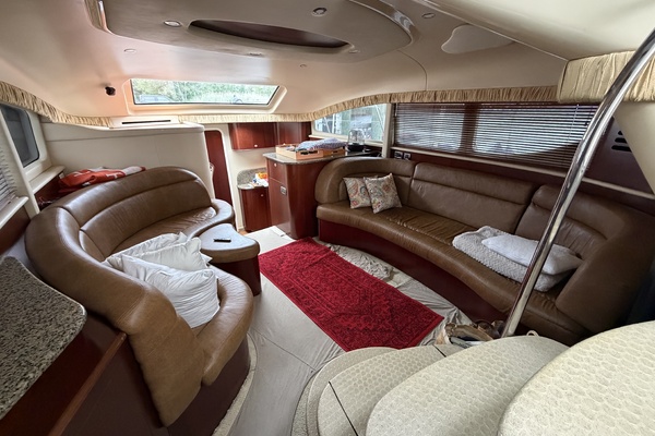 39ft Sea Ray Yacht For Sale