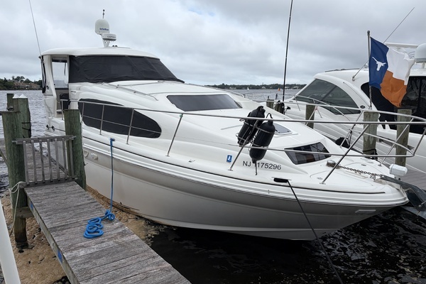 39-ft-Sea Ray-2005-390 Motor Yacht- Toms River New Jersey United States  yacht for sale