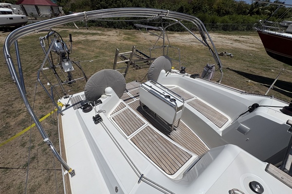 Goodnight Owl 34ft Jeanneau Yacht For Sale