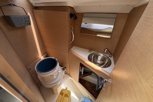 Goodnight Owl 34ft Jeanneau Yacht For Sale