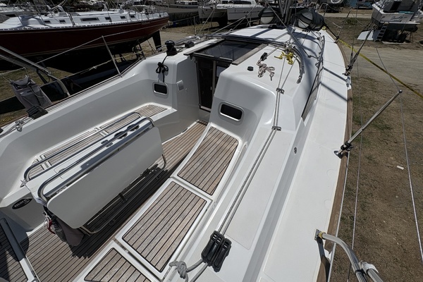 Goodnight Owl 34ft Jeanneau Yacht For Sale