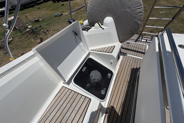 Goodnight Owl 34ft Jeanneau Yacht For Sale