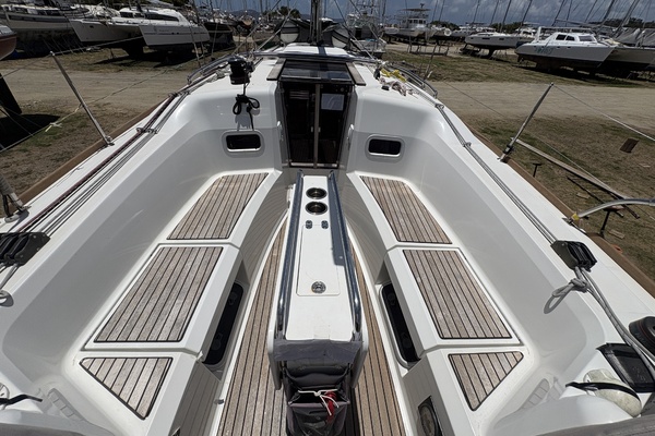 Goodnight Owl 34ft Jeanneau Yacht For Sale