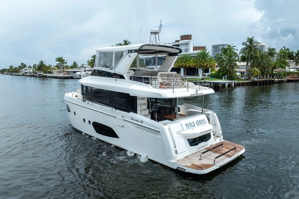 Absolute Navetta 52 Yacht For Sale