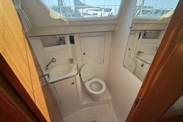 Jeanneau  Yacht For Sale