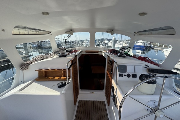 HAYABUSA 40ft Jeanneau Yacht For Sale
