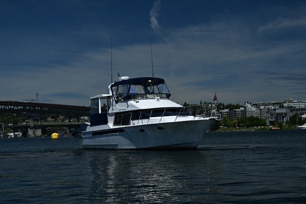 1997 Ocean Alexander 44