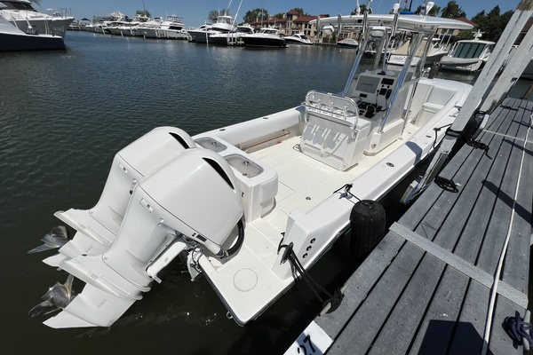 SHAREHOLDER 31ft Contender Yacht For Sale