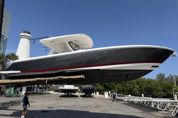 34ft Intrepid Yacht For Sale