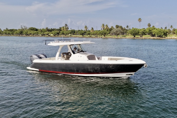 34ft Intrepid Yacht For Sale