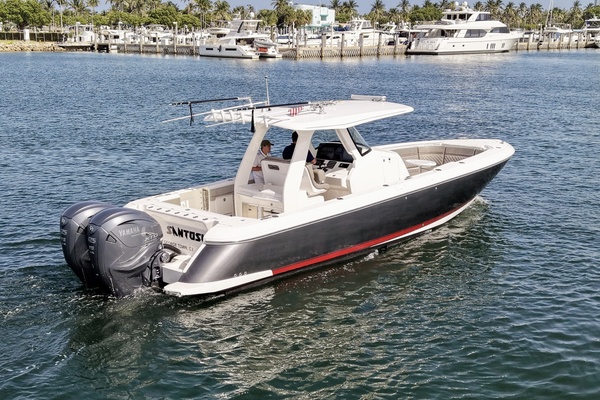 34ft Intrepid Yacht For Sale