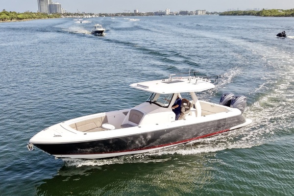 34ft Intrepid Yacht For Sale