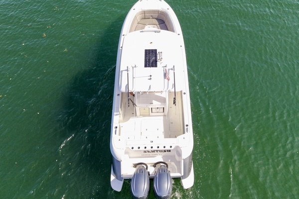 2019 Intrepid 34