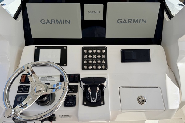 34ft Intrepid Yacht For Sale