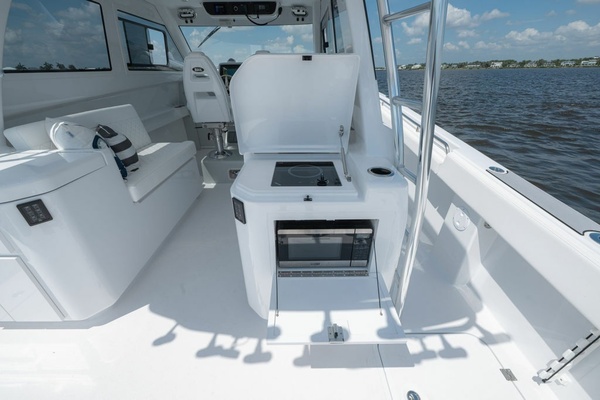 TORO 40ft Powercat Yacht For Sale