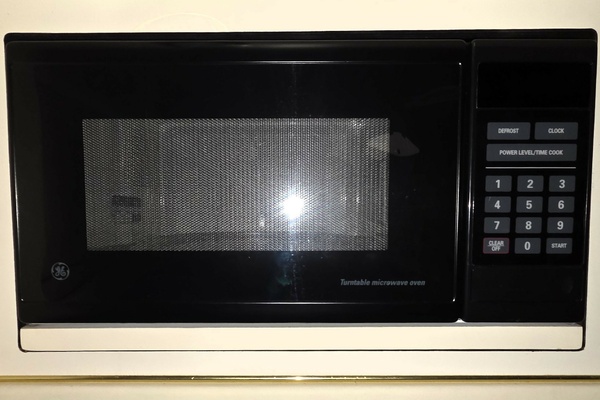 Microwave Oven